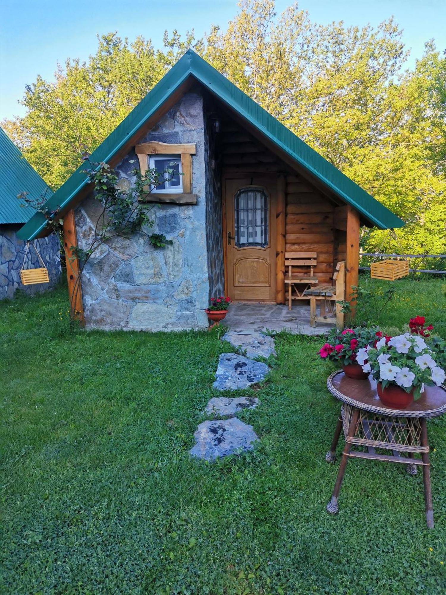 Gazela Bungalov 1 Mojkovac Exteriér fotografie